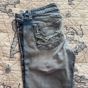 Brand Name boot cut Jeans low rise